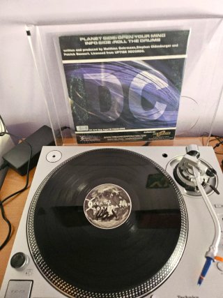 The Paragod vs Vasquez - Open Your Mind