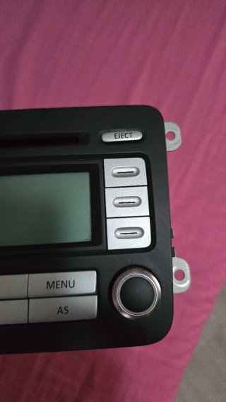 Radio y antena Volkswagen Golf V