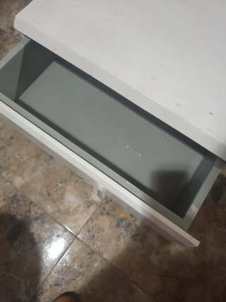 Mueble de comedor blanco
