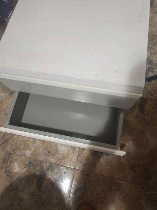 Mueble de comedor blanco