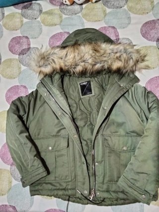 Chaquetón verde mujer Pull&Bear