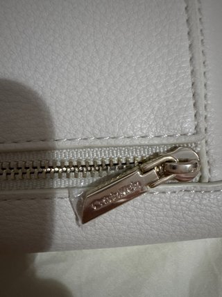 Monedero Calvin Klein Beige y Dorado