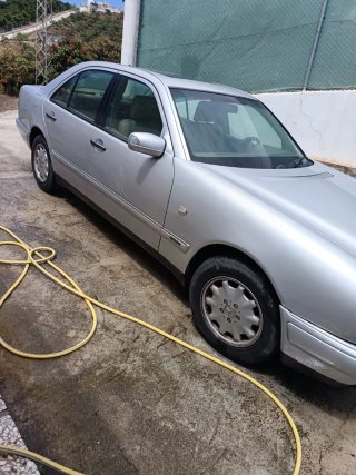 Mercedes-Benz CDI 2000