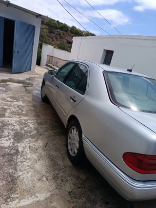 Mercedes-Benz CDI 2000