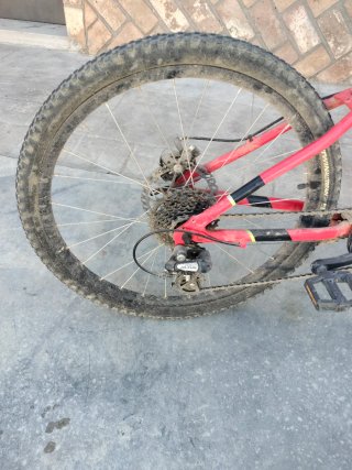 Bicicleta 24 con frenos de disco