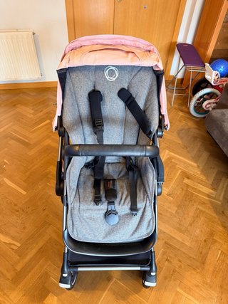 Bugaboo Fox 3 con 2 capotas y colchoneta confort.