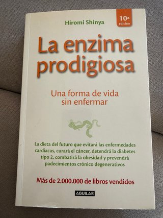 La enzima prodigiosa : una forma de vida sin en...