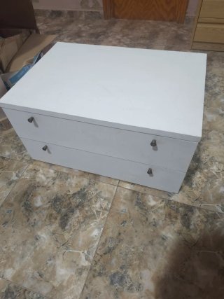 Mueble de comedor blanco