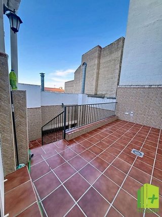 Casa adosada en venta en Ctra. Circunvalación - La Magdalena en Jaén