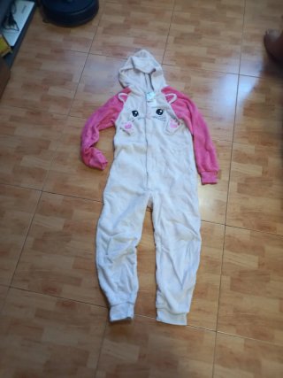 Pijama tipo mono de gato