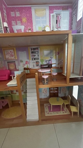 Casa de muñecas KidKraft de madera