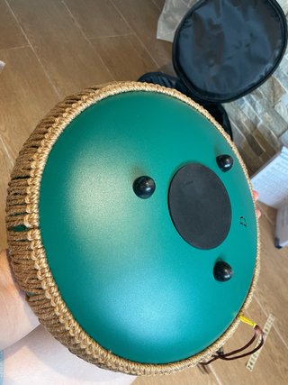 Tambor de lengüeta de acero - tongue drum