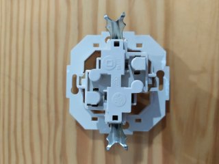 ENCHUFE Legrand DECOR sin marco