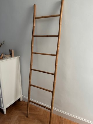 Escalera decorativa de madera