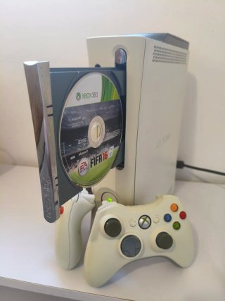 Xbox 360 Original Blanca + 5 Juegos + 2 Mandos