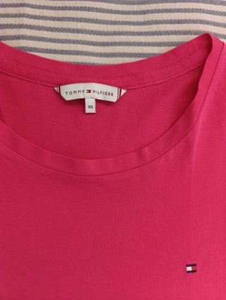 Camiseta Tommy Hilfiger cuello redondo Talla XS