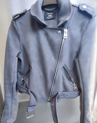 Cazadora Biker Bershka efecto ante Talla S