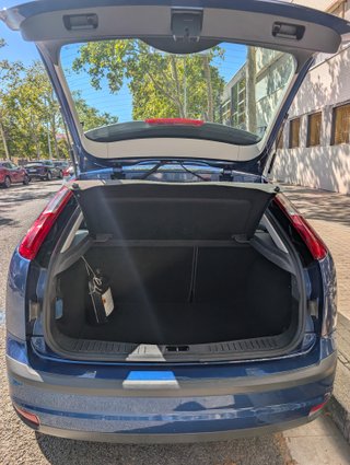 Ford Focus 1.6 Trend 5p gasolina, 97.000km, garaje