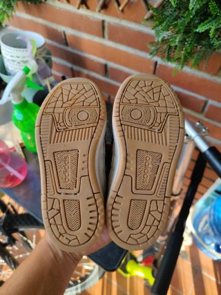 Zapatillas Adidas niño talla 28