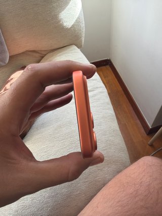 iPhone 14 Pro Max Naranja Casi Nuevo
