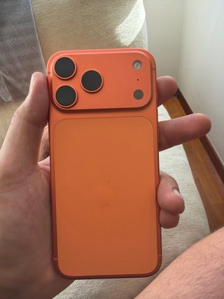 iPhone 14 Pro Max Naranja Casi Nuevo