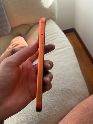 iPhone 14 Pro Max Naranja Casi Nuevo