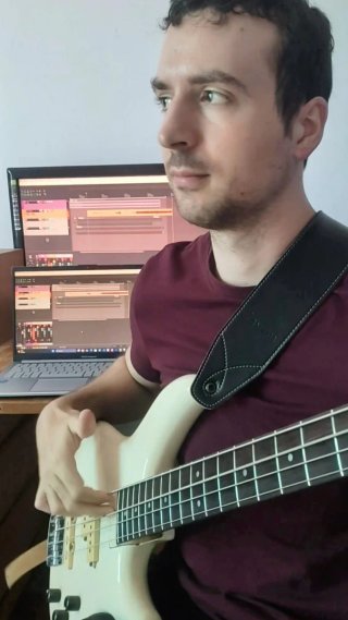 Clases de Bajo Eléctrico - Online y presencial