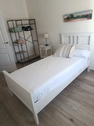 Cama 90 de madera + colchon