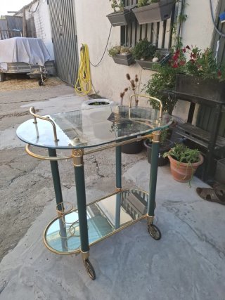 Carrito de bar cristal y metal dorado