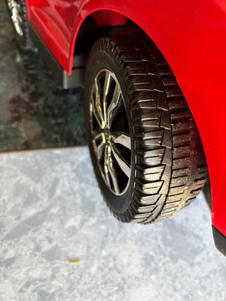 Cochecito para bebé rojo