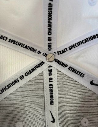 Gorra Nike Blanca Logo Negro Talla Única