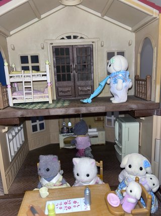 Casa Sylvanian Families con accesorios