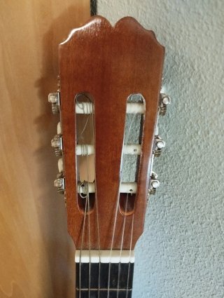 Guitarra Admira Sonia 1982