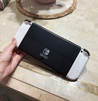 Nintendo Switch OLED Blanca.