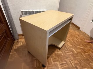 Escritorio haya con bandeja extraíble