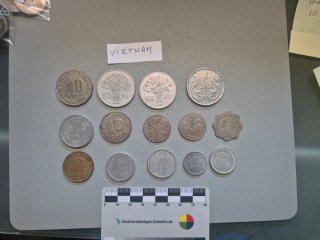 Lote 14 monedas Vietnam