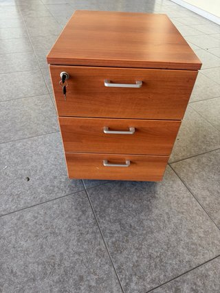 Cajonera de madera
