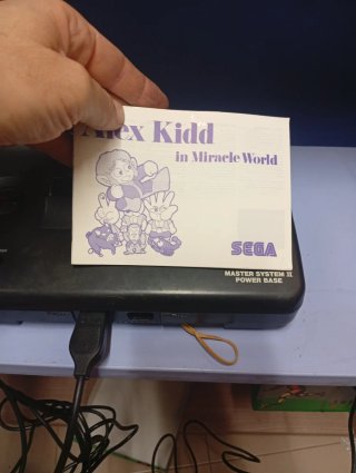 Sega Master System II con Castle of Illusion