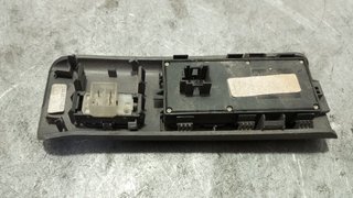 MANDO ELEVALUNAS DELANTERO IZQUIERDO MERCEDES-BENZ CLASE A (BM 168) 1686831408 1571590