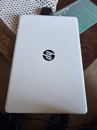 HP Laptop 15-db0xxx AMD A9-9425 8GB RAM