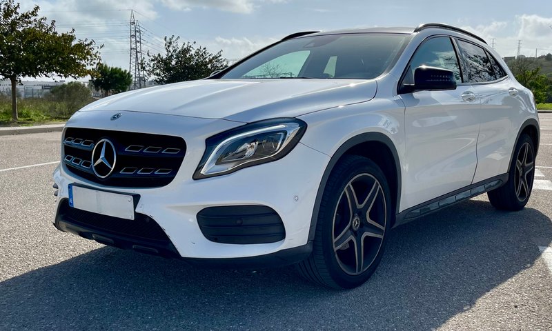 Mercedes-Benz GLA 180 7G-DCT X156 2019