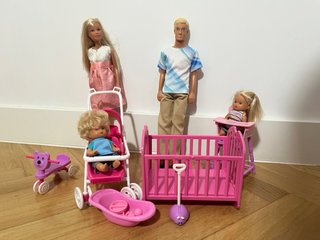 Muñeca Barbie embarazada