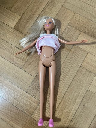 Muñeca Barbie embarazada