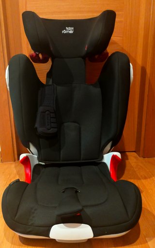 Silla coche Britax Römer. Buen estado