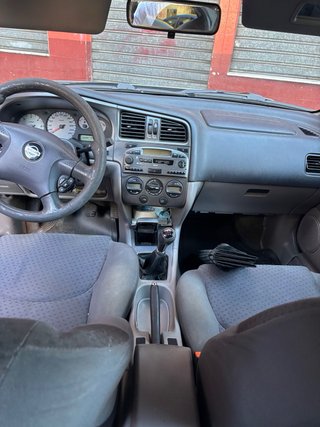 Nissan Primera 2003
