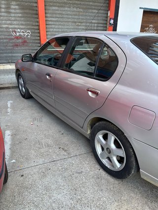 Nissan Primera 2003