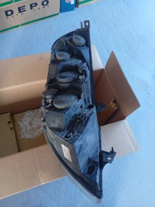 Faro Izquierdo Renault Master / Opel Movano 2010