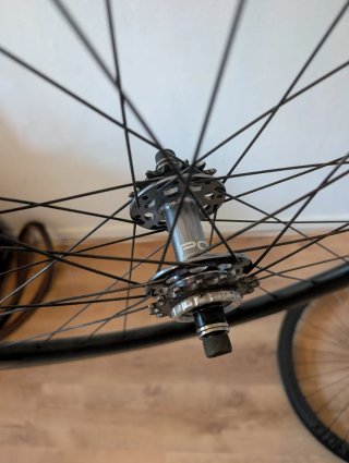 Ruedas carbono SantaFixie