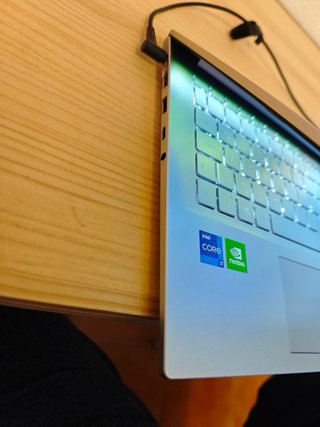 ASUS VivoBook 14 i7/16 GB RAM/512 GB SSD