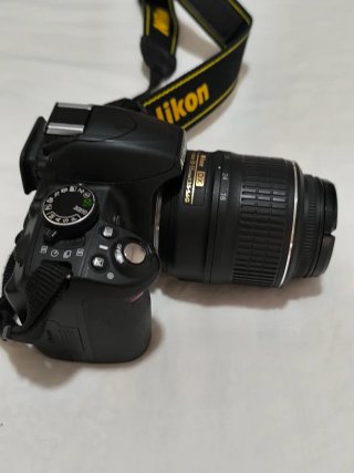 Cámara Nikon D3100 + Accesorios